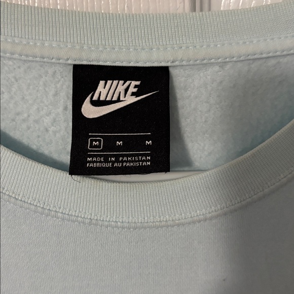Nike Pastel Blue oversized Sweatshirt - Picture 2 of 6